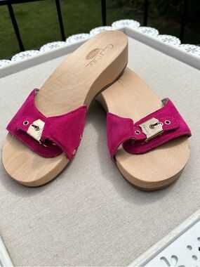 Original Collection Dr.Scholl Pink Logo Buckle,Sculpted Wood Base. SZ 9 Like New